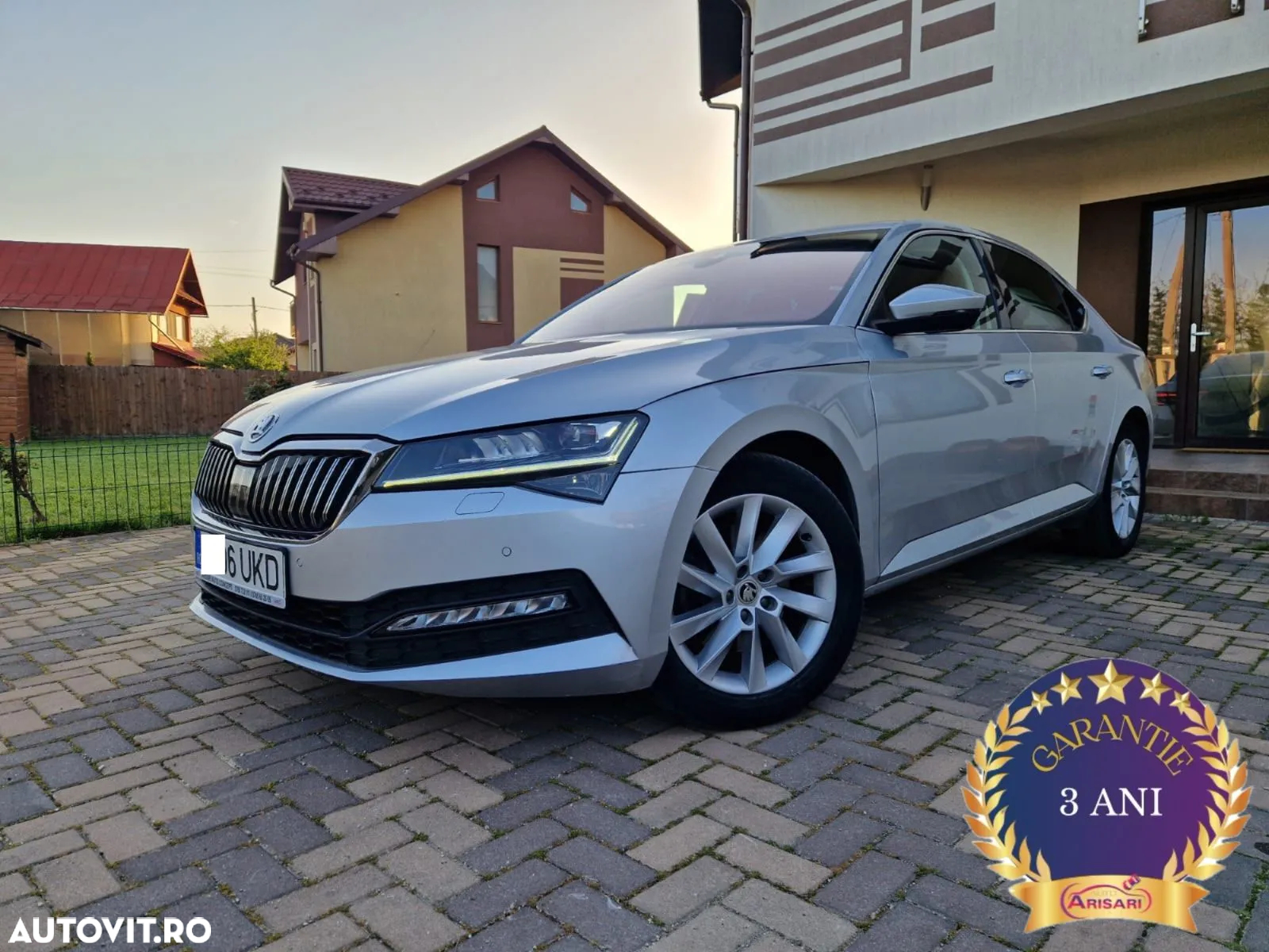 Skoda Superb 2.0 TDI DSG Ambition - 2