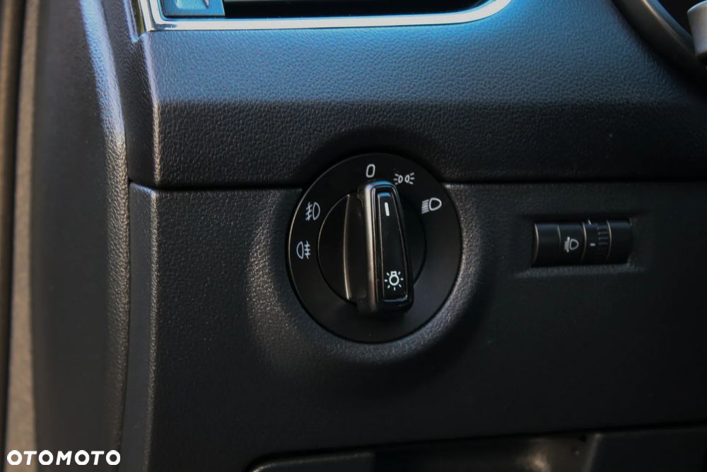 Skoda Octavia Combi 2.0 TDI Ambition - 33