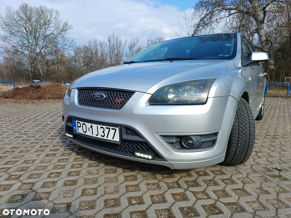 Ford Focus 2.0 TDCi DPF Sport - 1