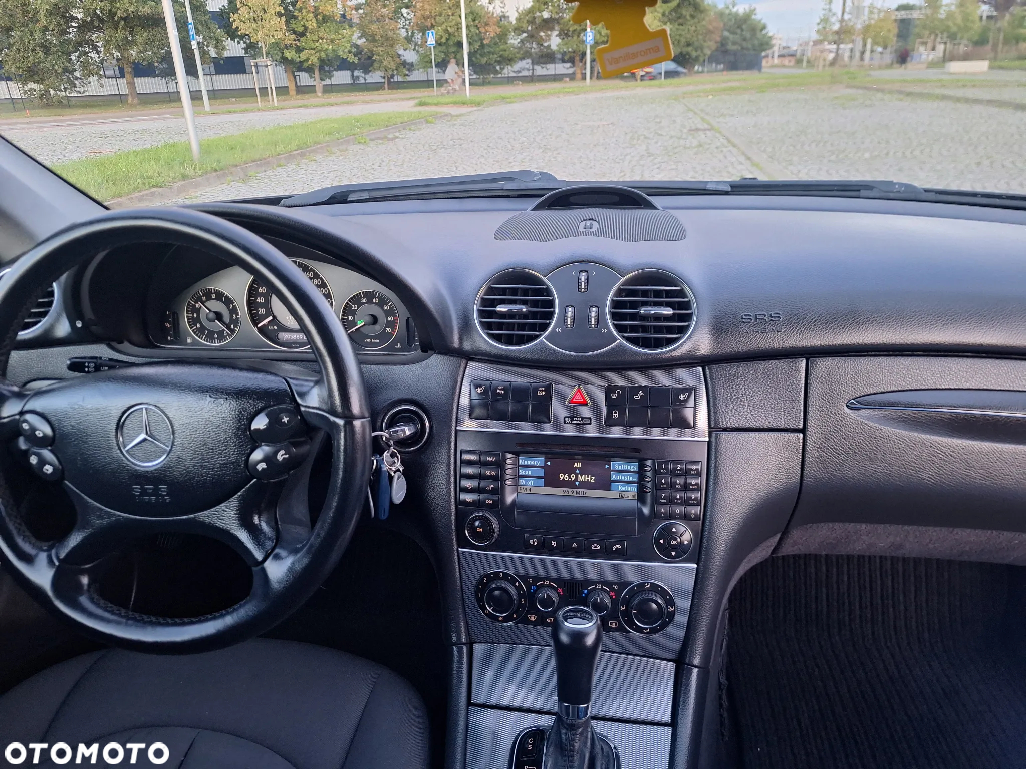 Mercedes-Benz CLK Coupe 200 Kompressor Automatik Avantgarde - 11