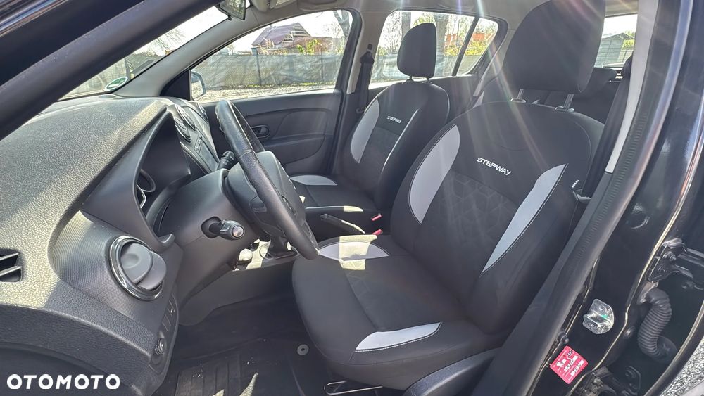 Dacia Sandero 1.5 dCi Laureate S&S EU6 - 13