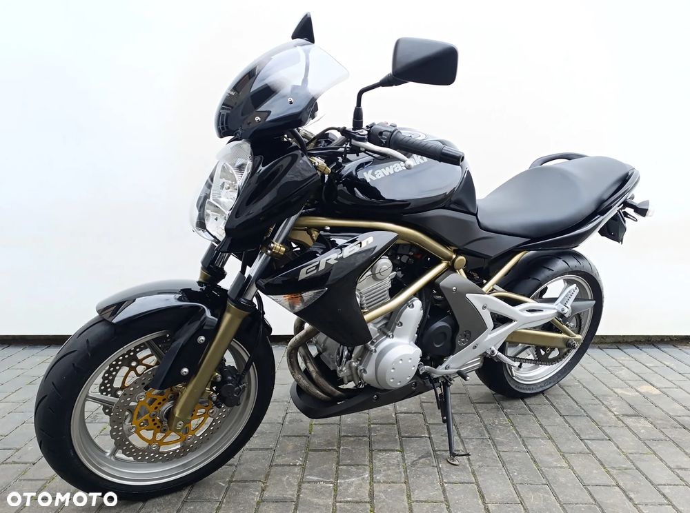 Kawasaki ER - 3