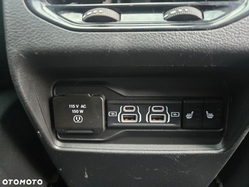 Jeep Grand Cherokee - 20