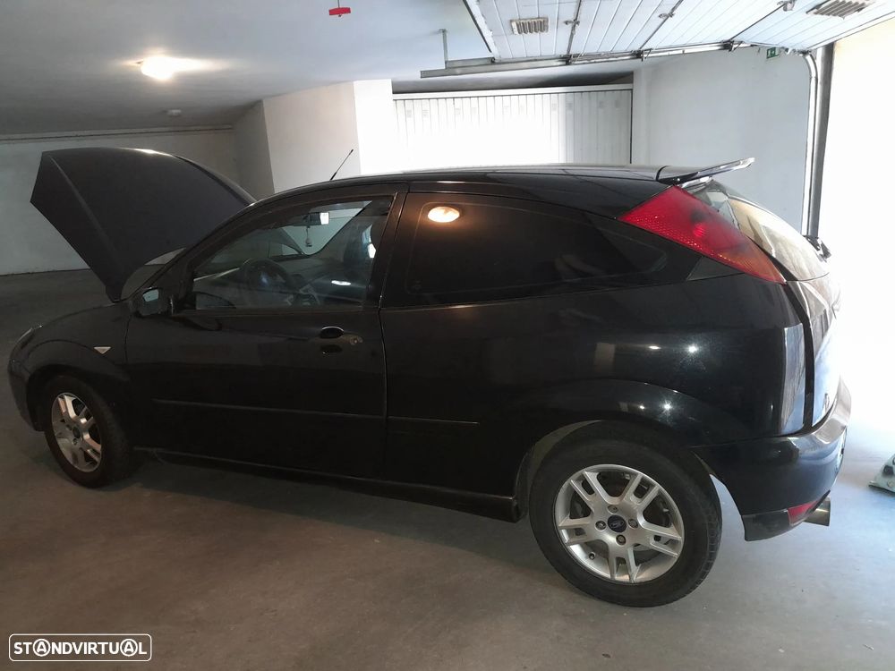 Ford Focus 1.8 TDdi X-Trend - 4