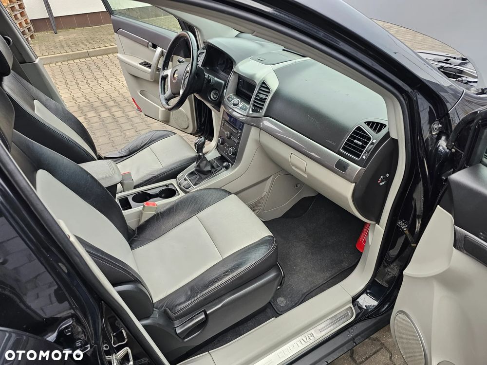 Chevrolet Captiva 2.2 D LT+ - 18