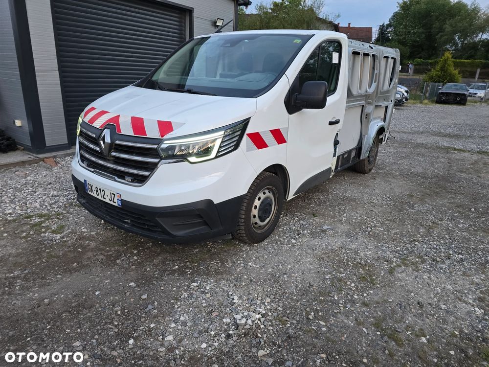 Renault Trafic - 2