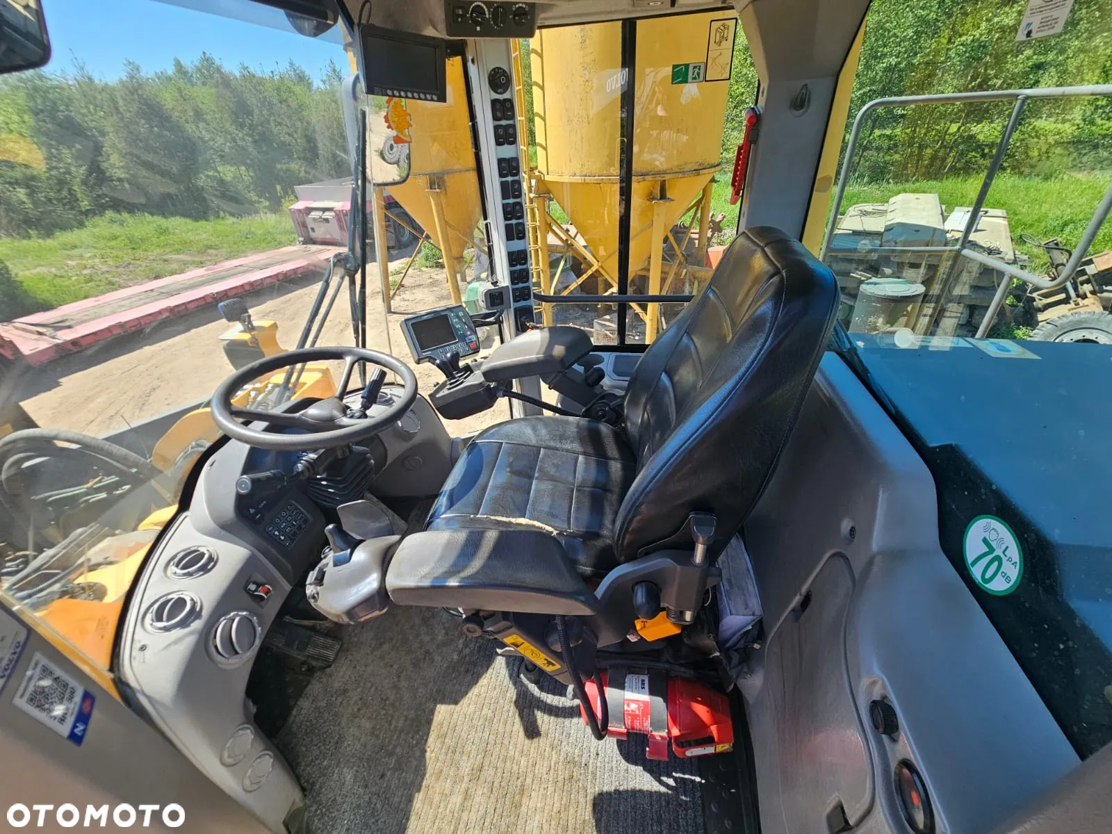 Volvo L180G - 17