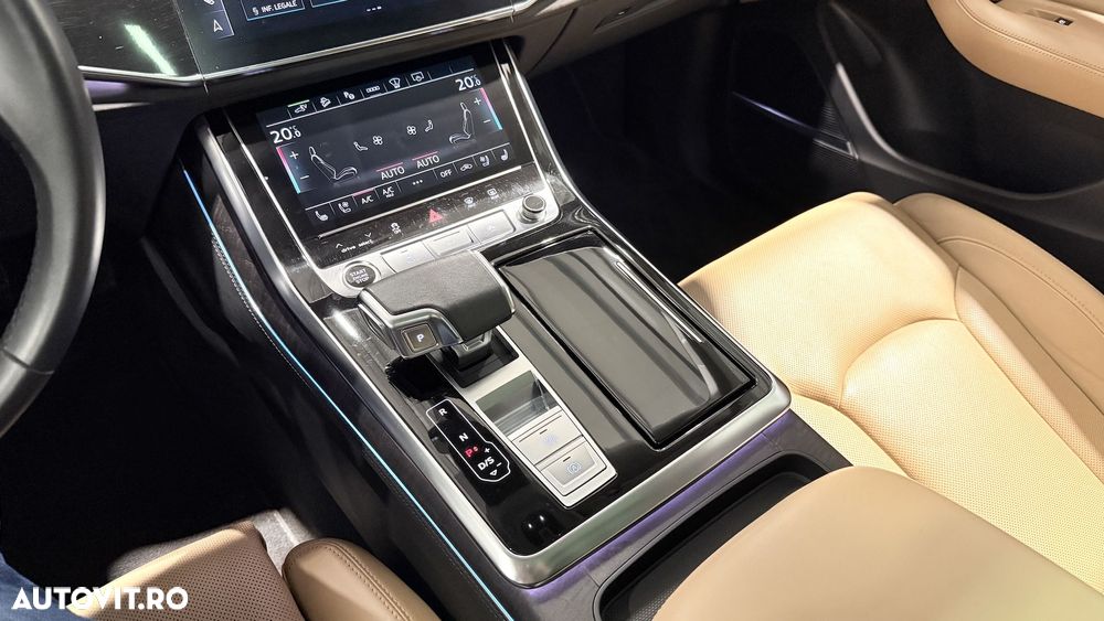Audi Q8 3.0 55 TFSI e quattro Tiptronic - 22