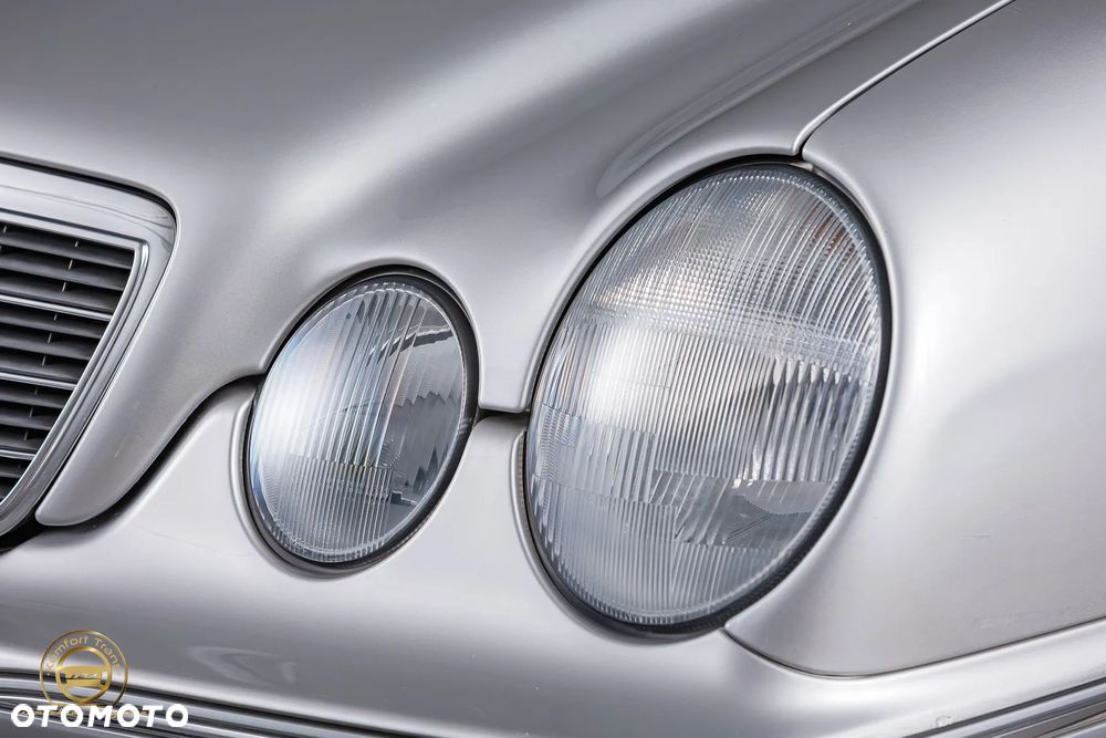 Mercedes-Benz Klasa E - 14