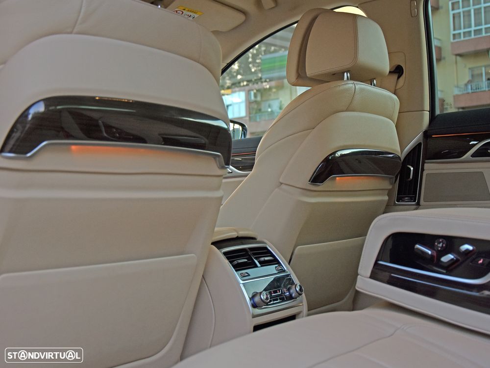 BMW 730 d - 33