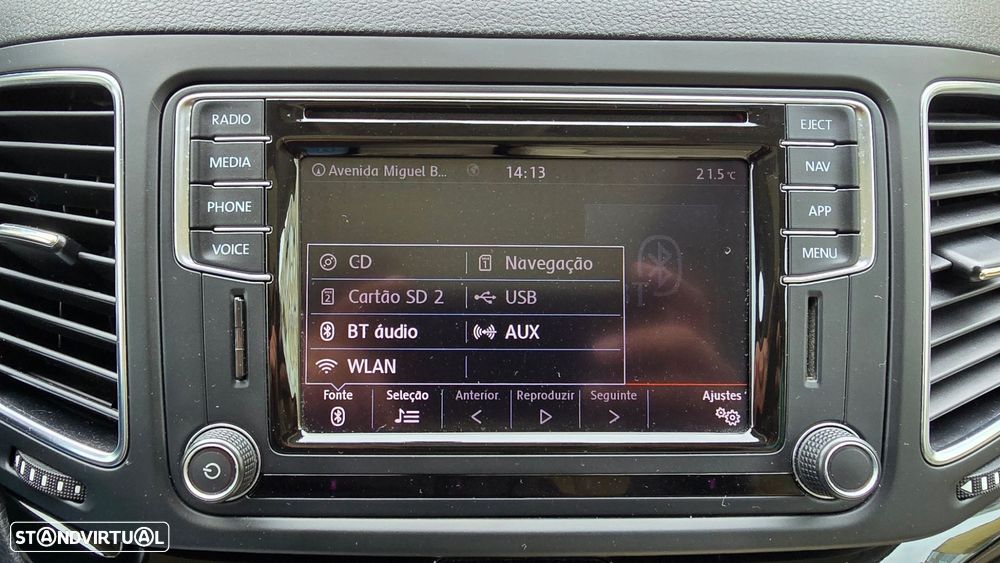 VW Sharan 2.0 TDI Blue Highline - 25