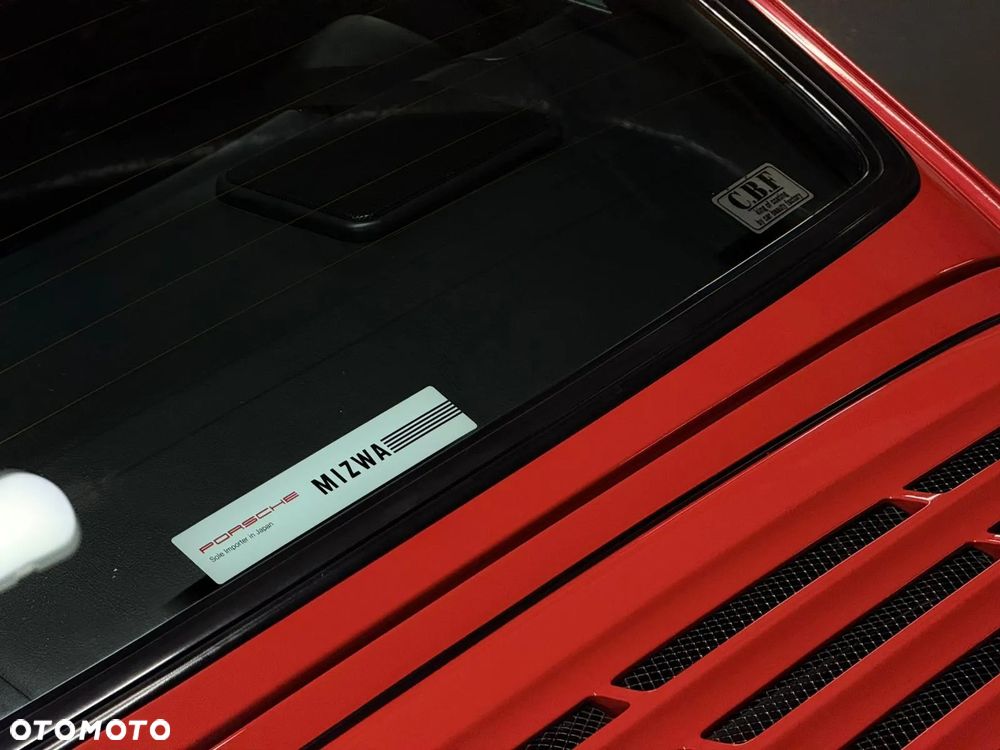 Porsche 911 Turbo II - 10