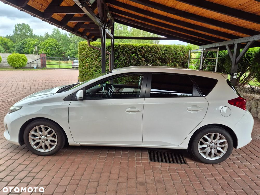 Toyota Auris 1.33 VVT-i Life - 4