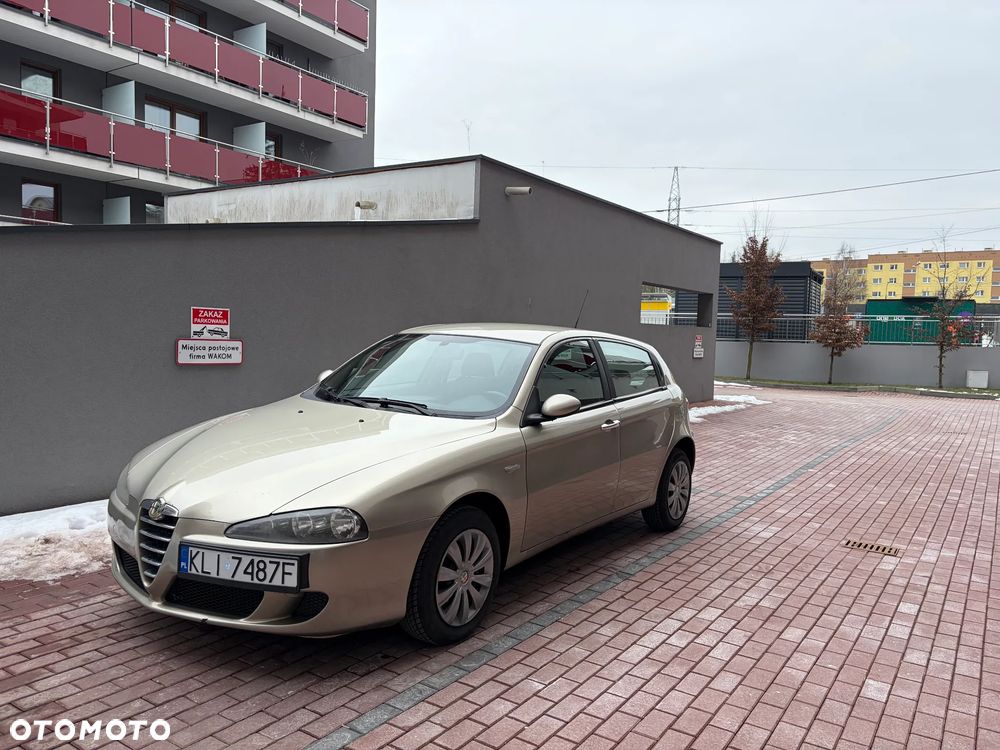 Alfa Romeo 147 1.6 Twin Spark Impression - 1
