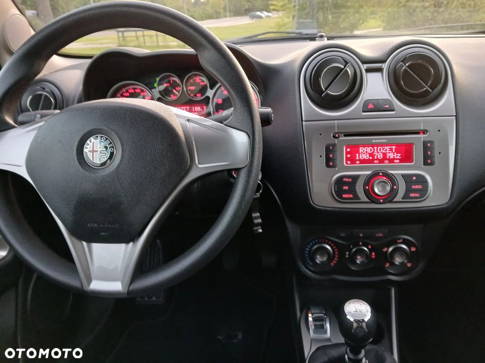 Alfa Romeo Mito 1.4 16V - 10