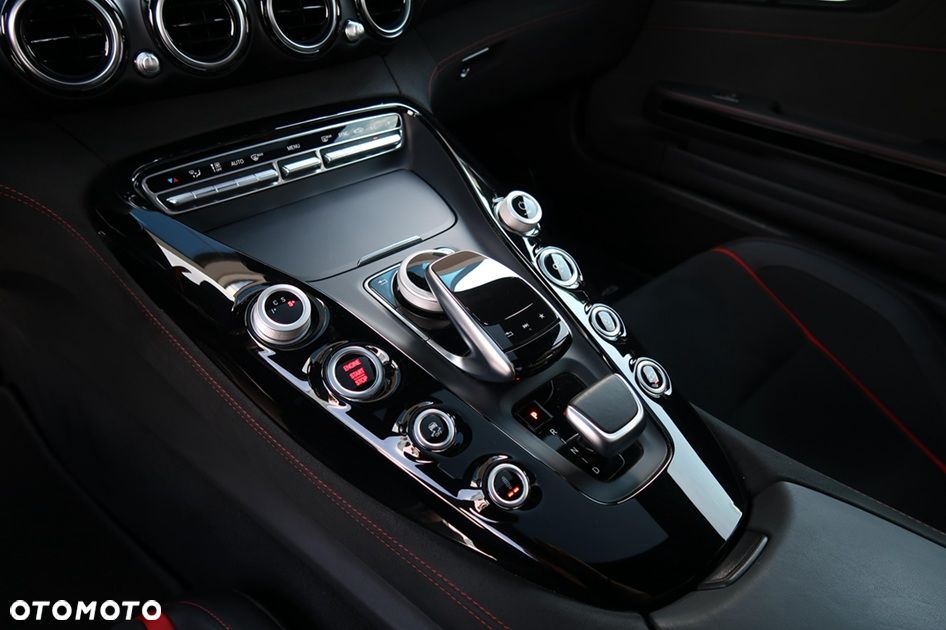 Mercedes-Benz AMG GT Standard - 27