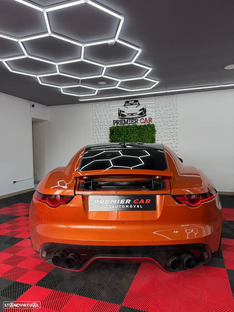 Jaguar F-Type 5.0 V8 S/C SVR AWD - 19