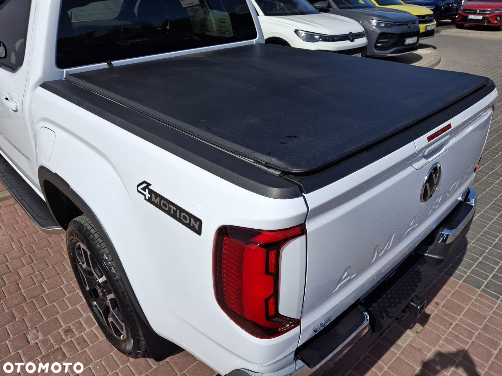 Volkswagen Amarok - 14