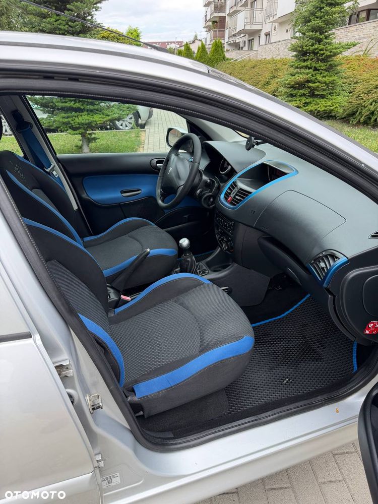Peugeot 206 plus - 9