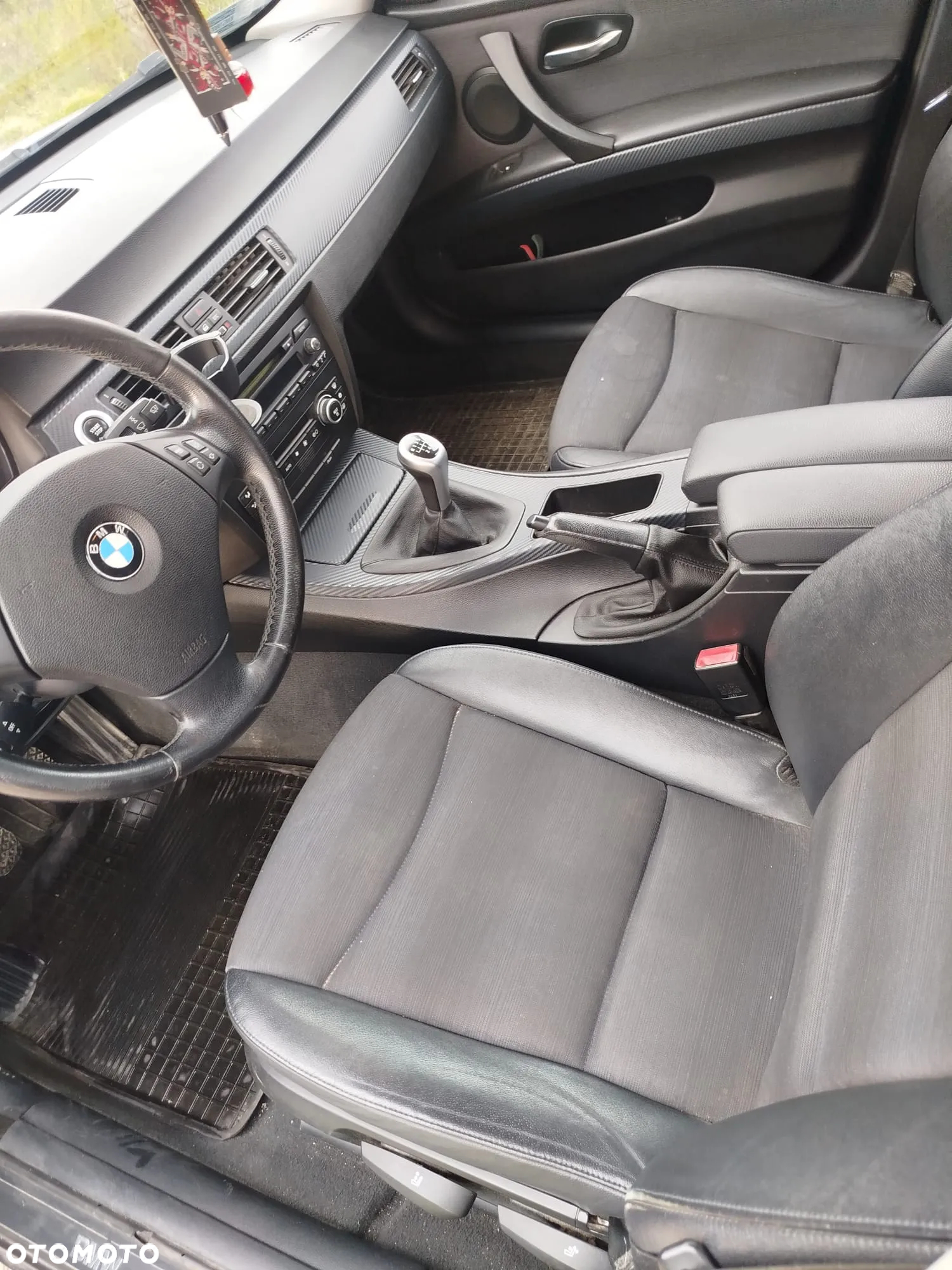 BMW Seria 3 318i - 6
