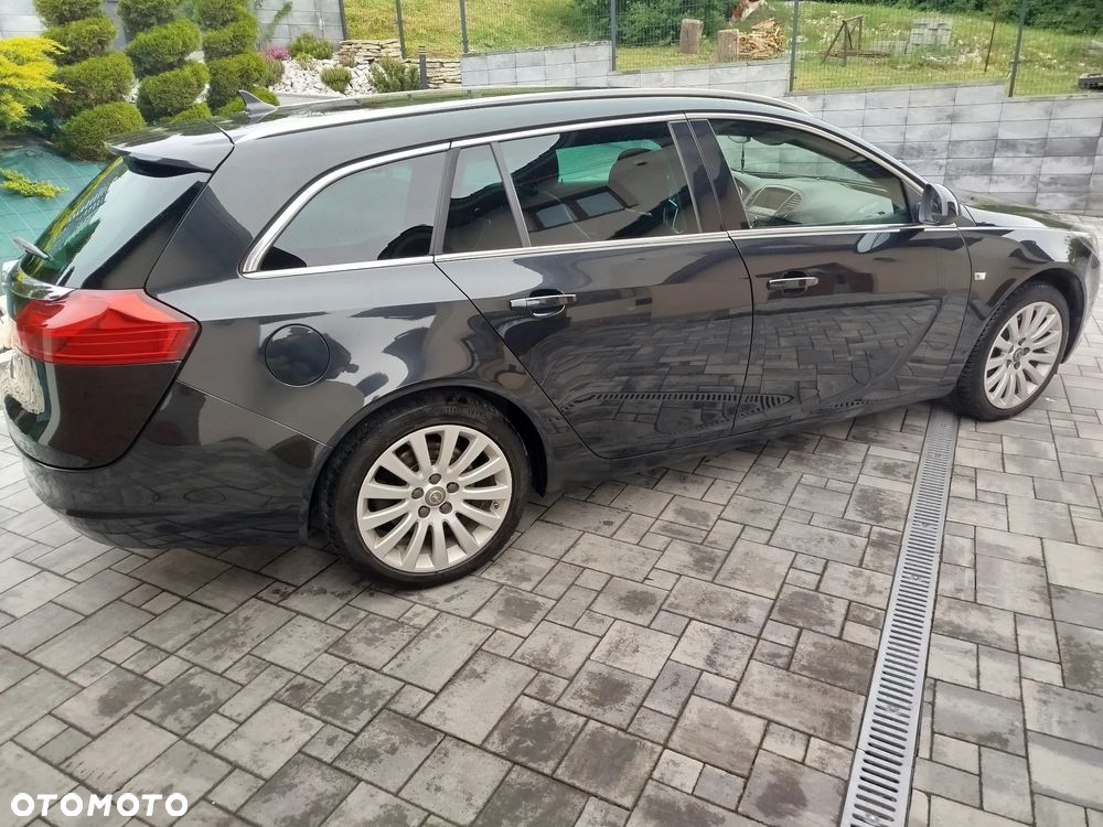 Opel Insignia 2.0 CDTI Sports Tourer 4x4 Design Edition - 3