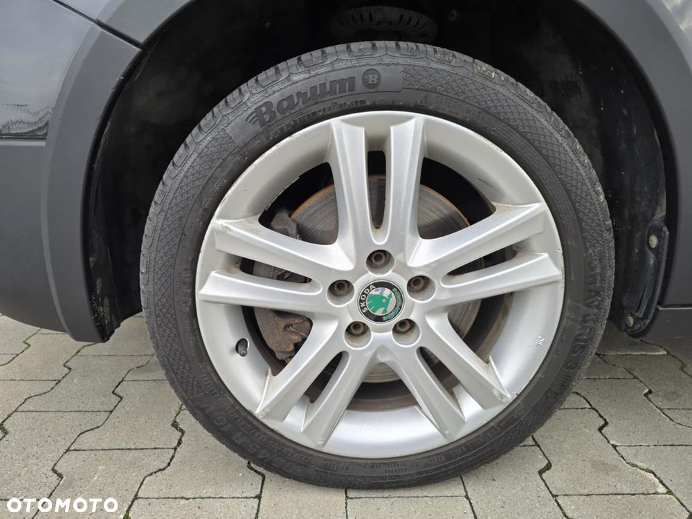 Skoda Roomster 1.6 TDI DPF Scout PLUS EDITION - 36