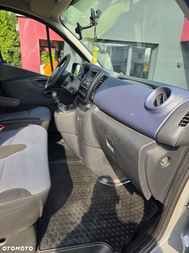 Opel Vivaro - 5