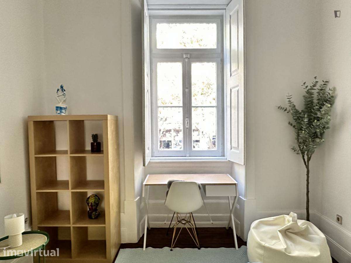 Quarto - localizado em Alta Universitária Coimbra - Grande imagem: 3/11