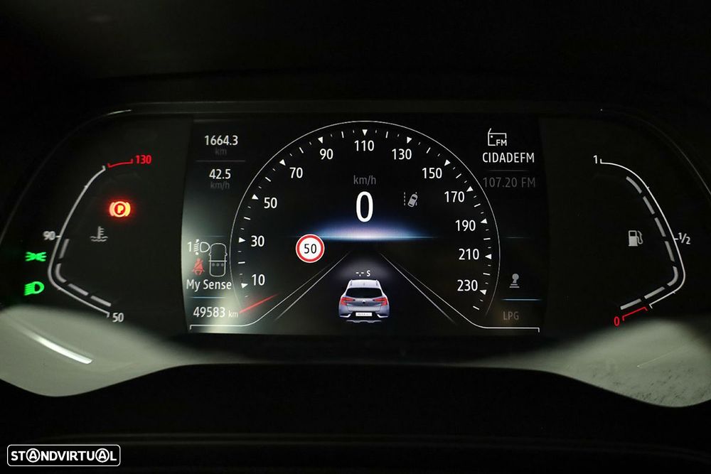 Renault Captur 1.0 TCe Techno Bi-Fuel - 16