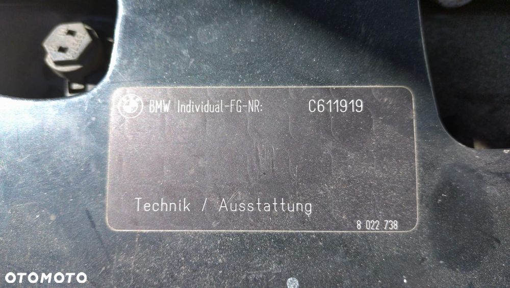 BMW Seria 7 750i xDrive - 9