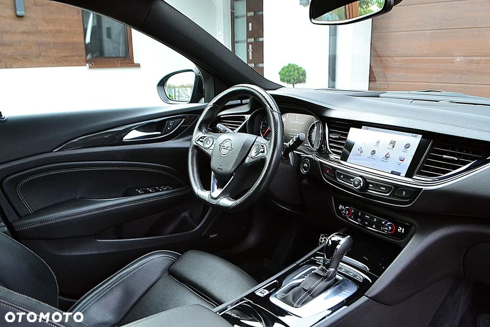 Opel Insignia 2.0 BiTurbo 4x4 GSI - 23