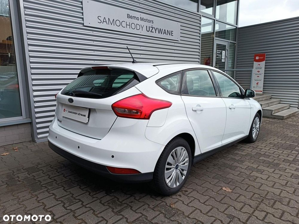 Ford Focus 1.5 TDCi Trend - 6