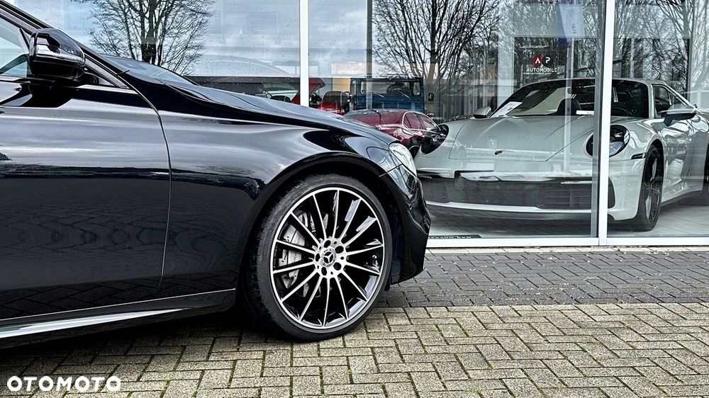 Mercedes-Benz Klasa E 200 4-Matic AMG - 11