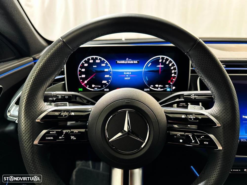 Mercedes-Benz E 300 e Station 9G-TRONIC AMG Line - 44