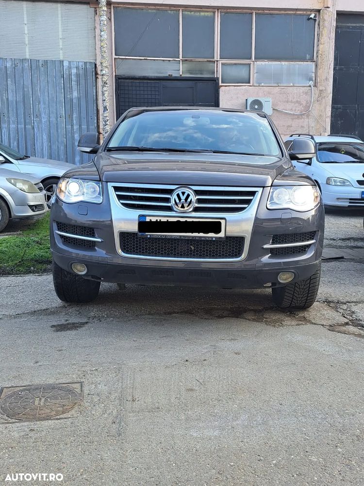 Volkswagen Touareg - 12