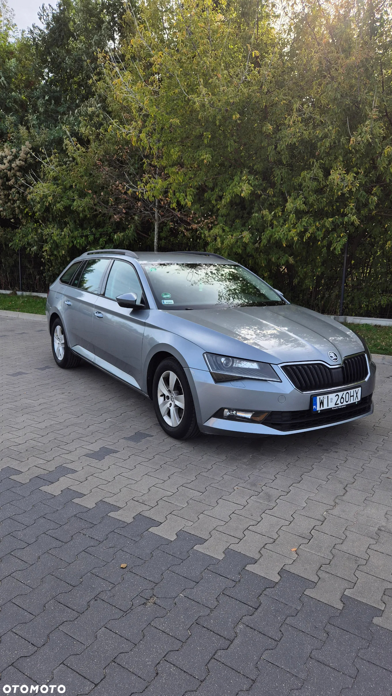Skoda Superb 2.0 TDI Active - 4