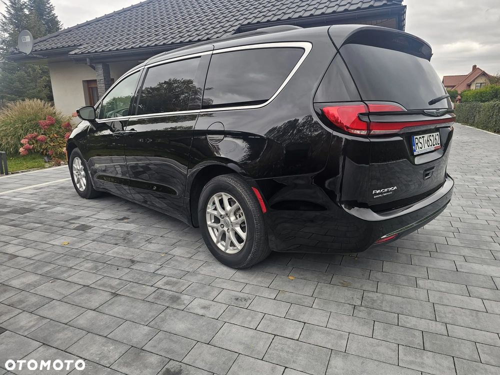 Chrysler Pacifica - 9