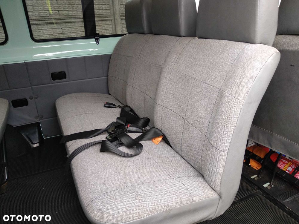 Ford Inny - 7