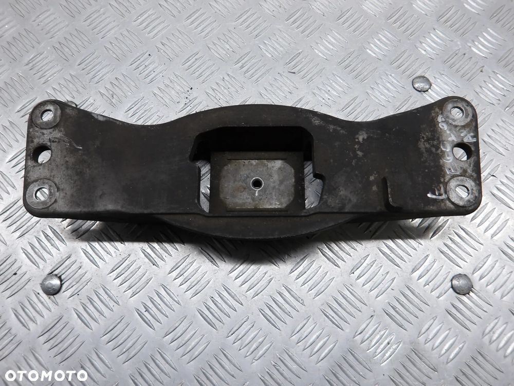 BMW E60 LIFT 07-10 ŁAPA WSPORNIK SKRZYNI BIEGÓW 6769634-01 - 1