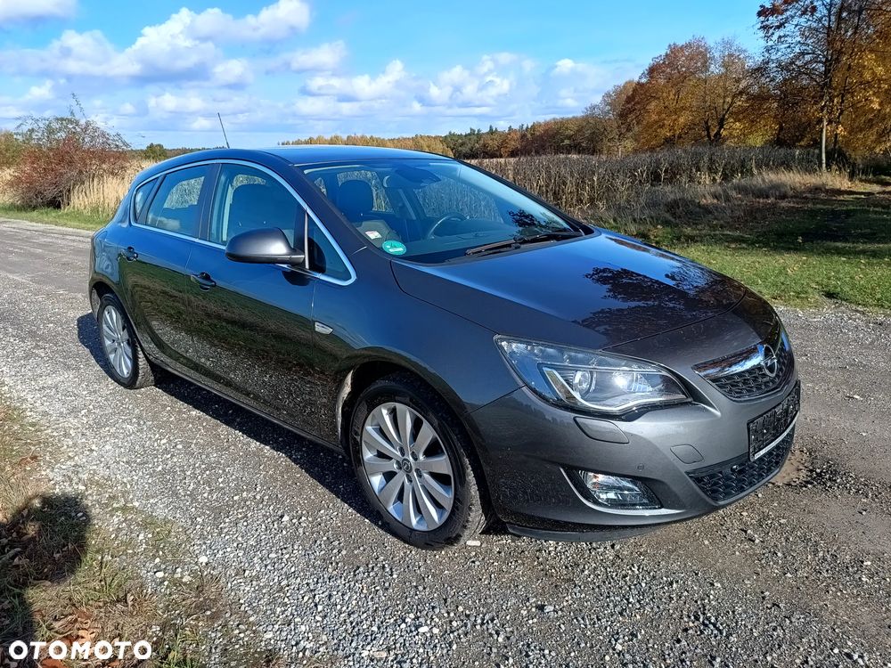 Opel Astra IV 1.4 T Cosmo S&S - 12