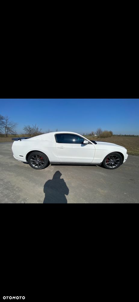 Ford Mustang 3.7 V6 Premium - 1