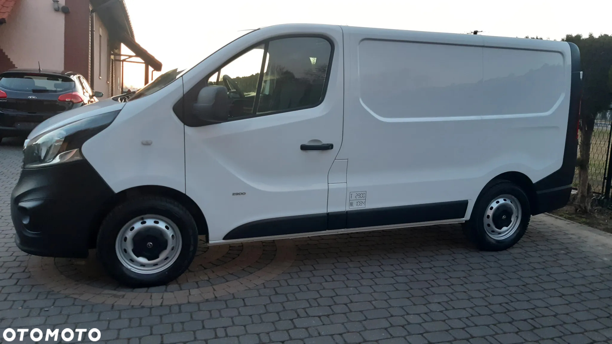 Opel Vivaro - 14