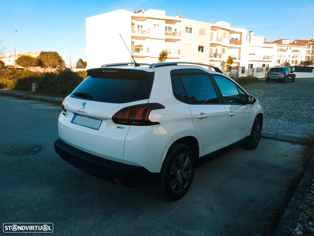 Peugeot 2008 1.2 PureTech Style - 5