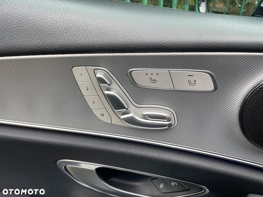 Mercedes-Benz Klasa E 350e 9G-TRONIC Exclusive - 32