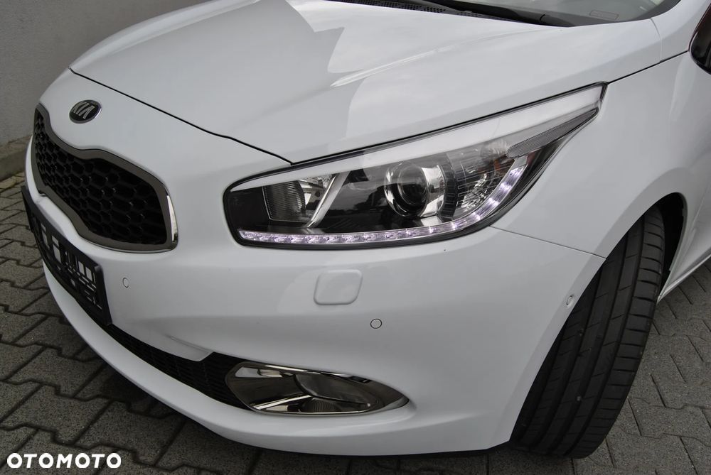 Kia Ceed 1.6 GDI Spirit - 15