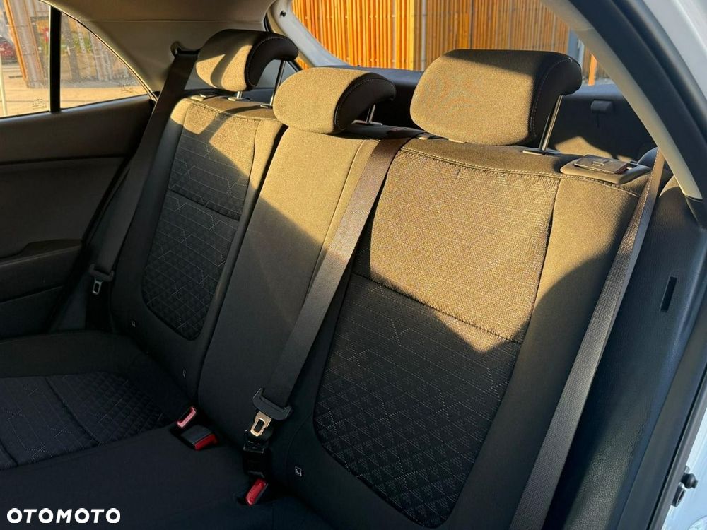 Kia Rio 1.2 M - 24