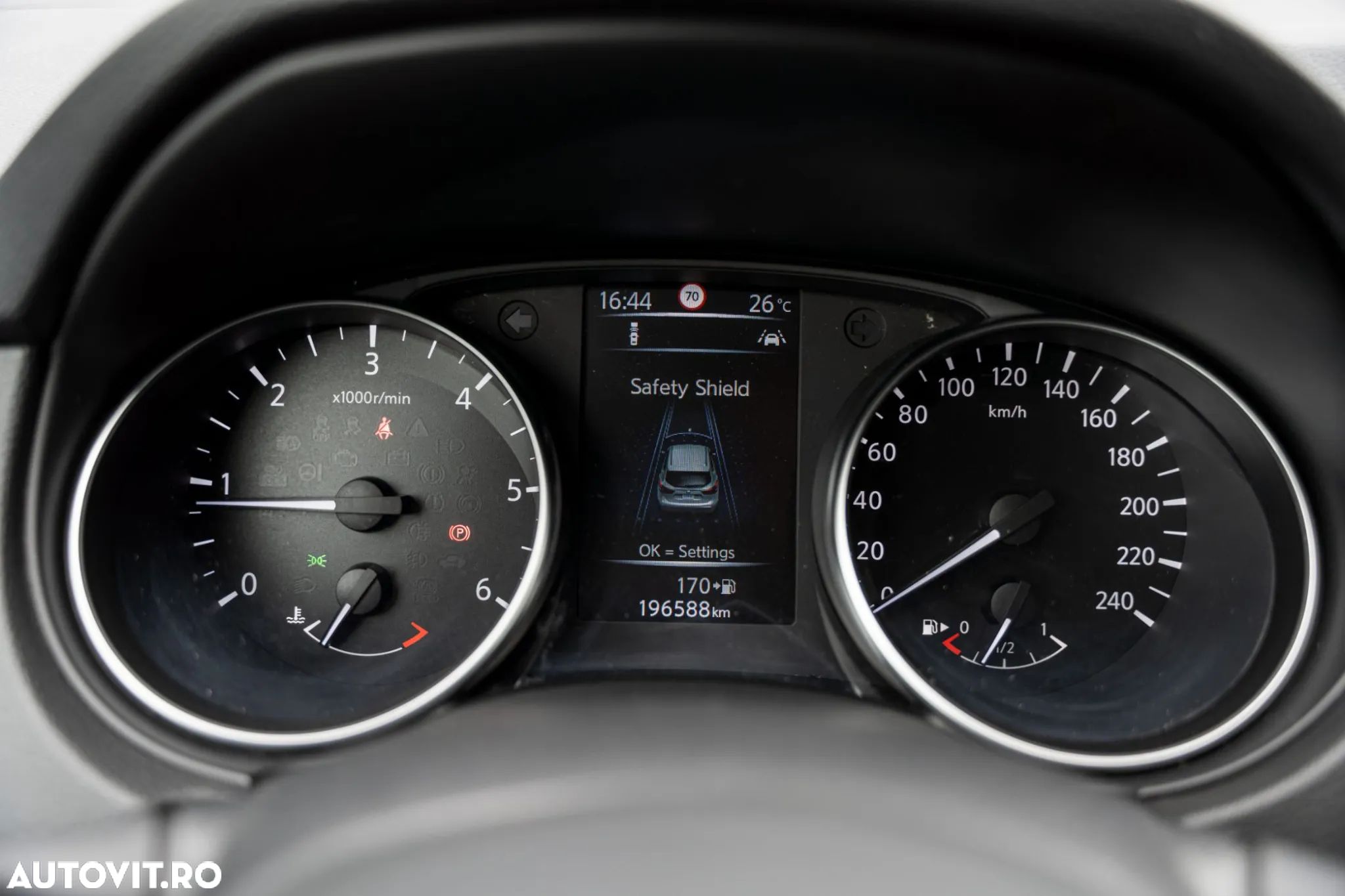 Nissan Qashqai 1.6 DCI Start/Stop N-Connecta - 23