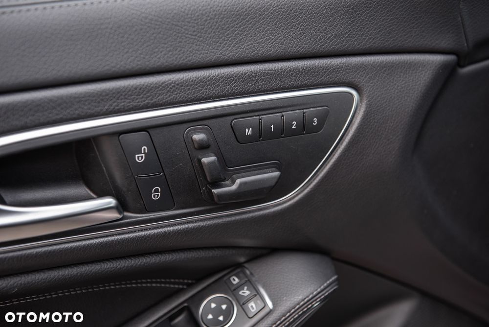 Mercedes-Benz CLA 250 7G-DCT StreetStyle - 20