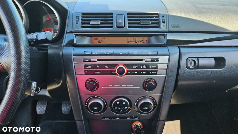 Mazda 3 1.6 Active - 13