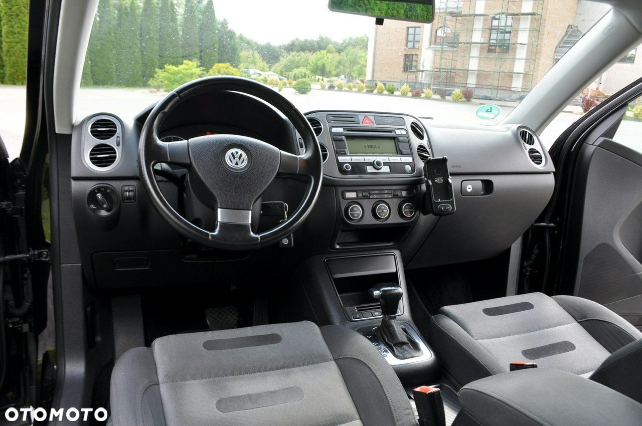 Volkswagen Tiguan - 28